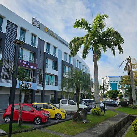 Dehome Boutique Hotel Kuching Exterior photo