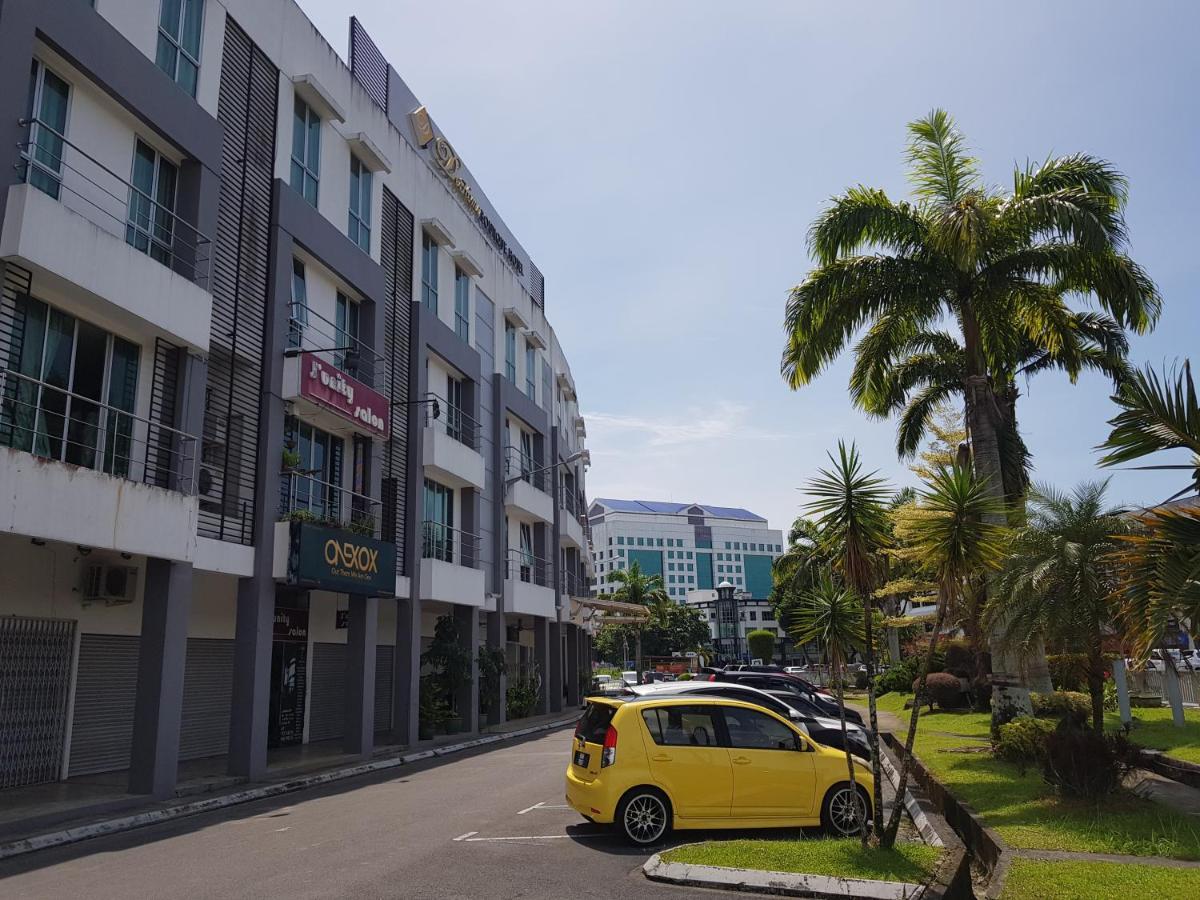 Dehome Boutique Hotel Kuching Exterior photo