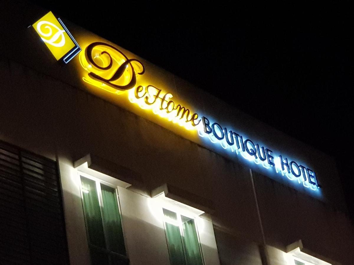 Dehome Boutique Hotel Kuching Exterior photo